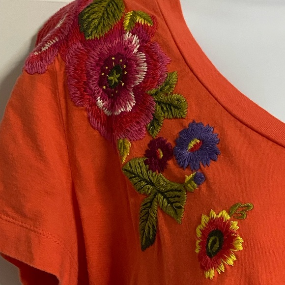 1- JOHNNY WAS Tangerine Embroidered T-Shirt - Picture 3 of 7